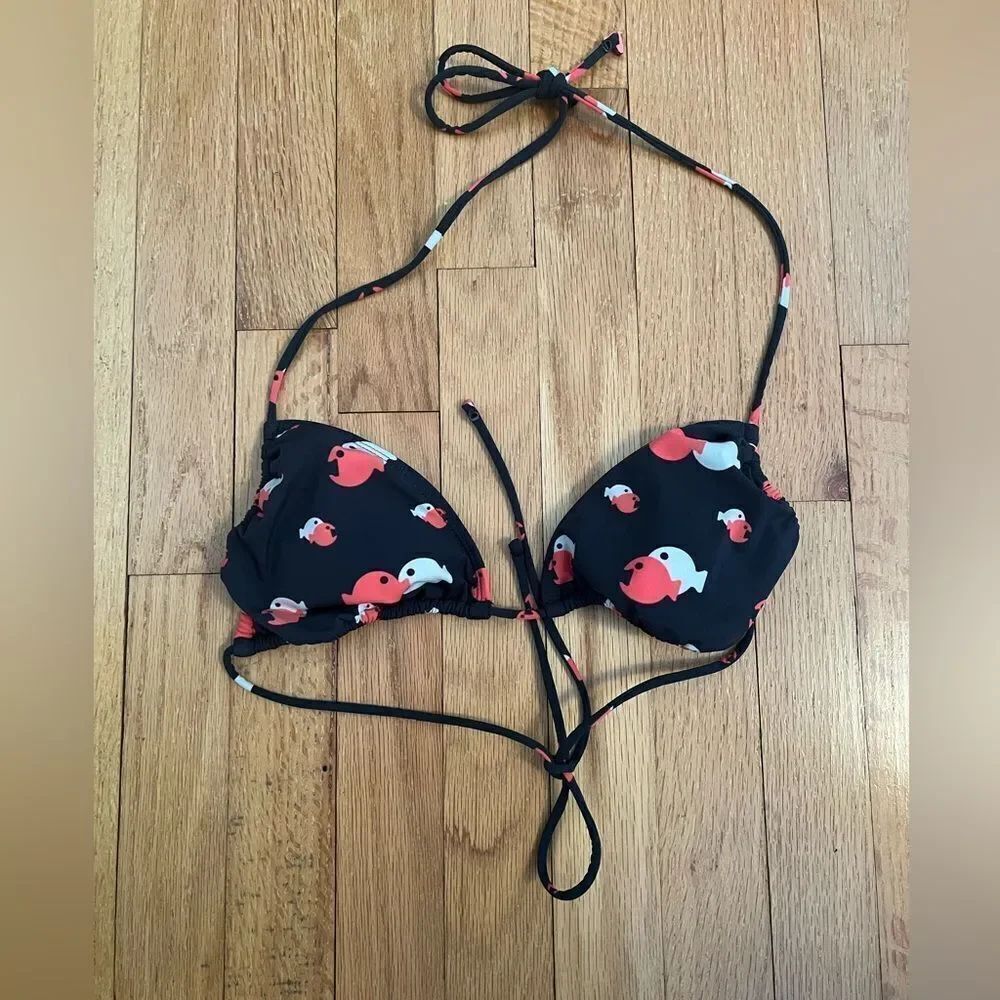 Blackβand Red Fish Print BikiniβTop